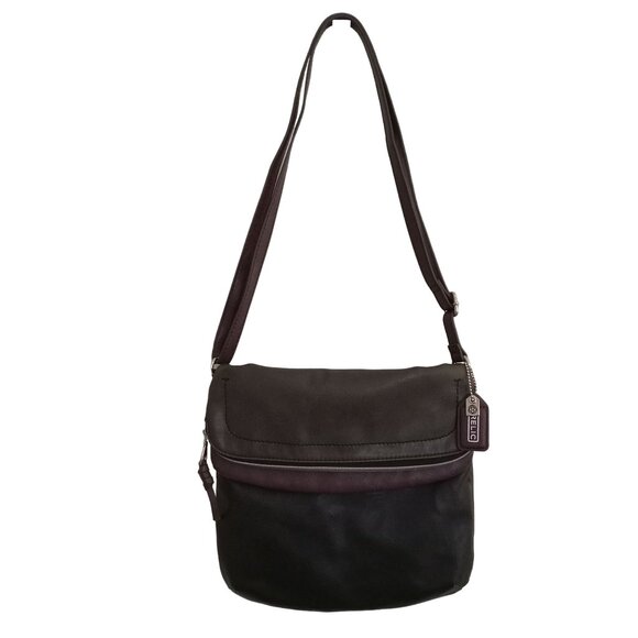 Relic Women's Multi-Color Crossbody Bag With Adjustable Strap & Multiple Pockets - Picture 6 of 12